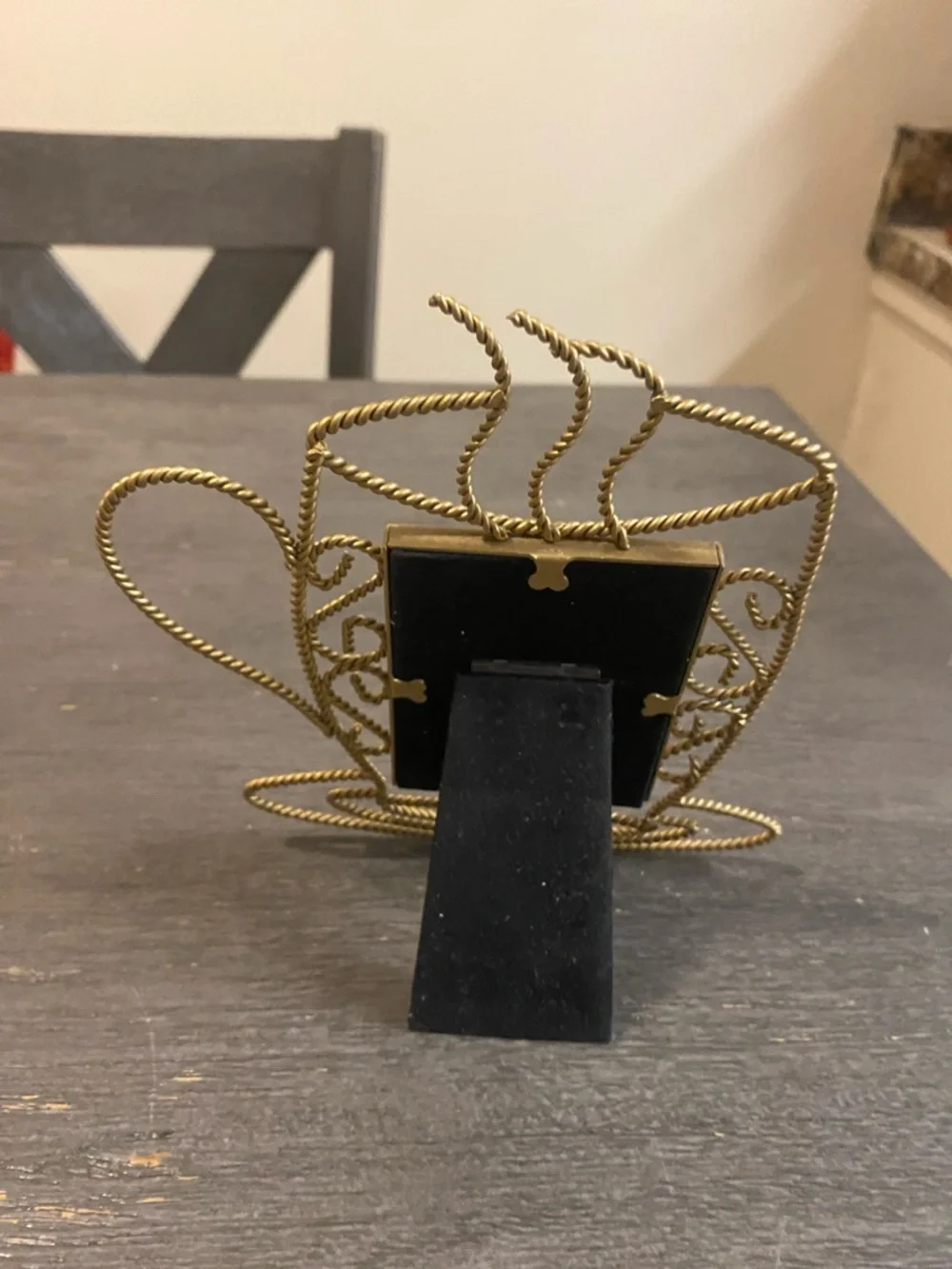 Gold Wire Teacup Photo Frame - Home Accents
